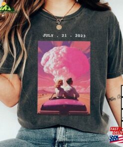 Vintage Barbie Oppenheimer 2023 Shirt Barbieheimer Active T-Shirt Funny Movie Sweatshirt