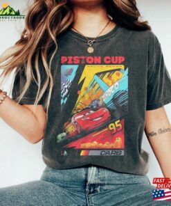 Vintage Color Lightning Mcqueen Comfort Shirt Disney Cars Land Unisex T-Shirt Sweatshirt Classic