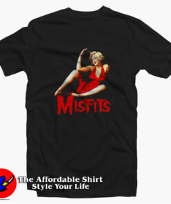 Vintage Misfits Marilyn Monroe in Red Unisex T-shirt On Sale Vintage Misfits Marilyn Monroe in Red Unisex T-shirt On Sale