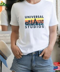 Vintage Universal Studios Shirt Disney Shirts Sweatshirt Classic Vintage Universal Studios Shirt Disney Shirts Sweatshirt Classic