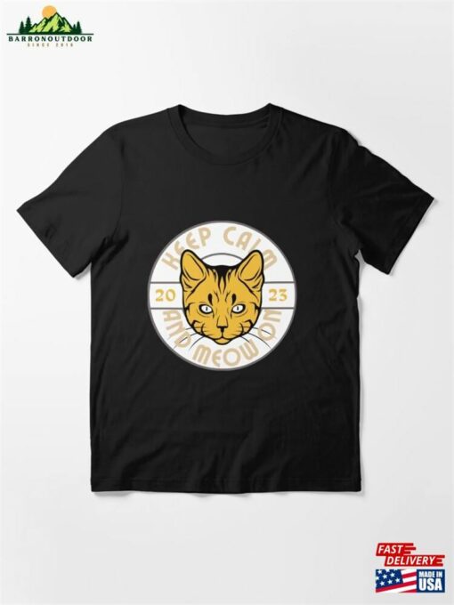 Yellow Cat 2023 Essential T-Shirt Classic Sweatshirt