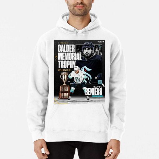 2022-2023 Calder Memorial Trophy Winner Matty Beniers Seattle Kraken Poster Shirt