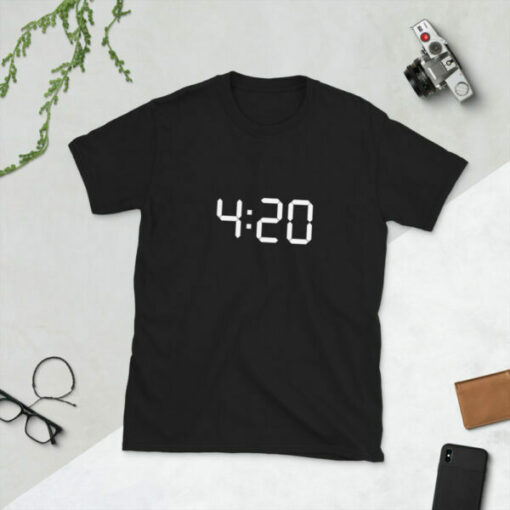 420 Stoner’s time to blaze up some weed funny T-shirt