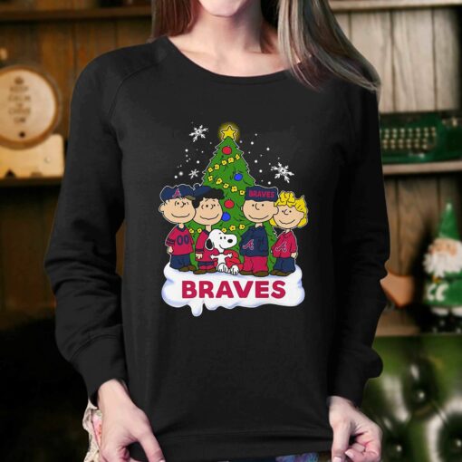 Atlanta Braves Snoopy Peanuts Christmas Shirt Hoodie Sweater