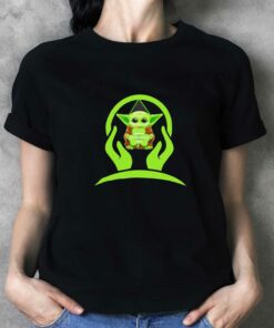 Baby Yoda Hug Shamrock Happy St Patricks Day Shirt Baby Yoda Hug Shamrock Happy St Patricks Day Shirt