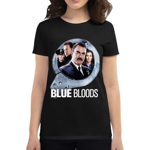 Blue Bloods Movie Reagan Family Tom Selleck Donnie Wahlberg Cop Gift Fan T-shirt