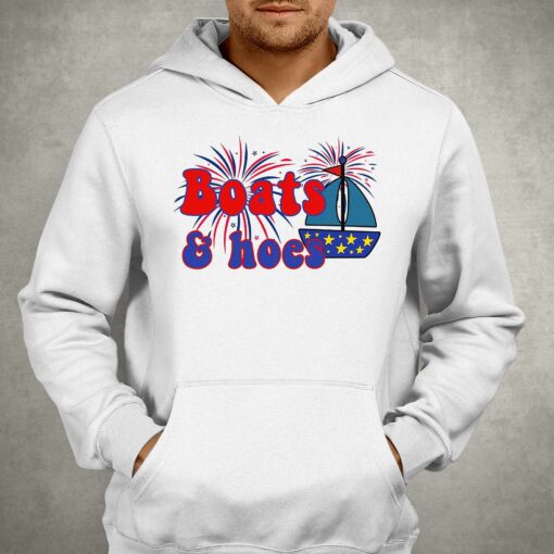 Boats And Hoes 4th Of July T-shirt