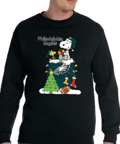 Christmas Snoopy Philadelphia Eagles Shirt 4