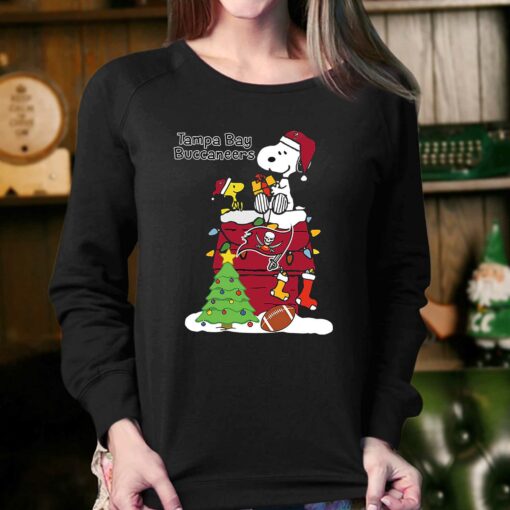 Christmas Snoopy Tampa Bay Buccaneers Shirt