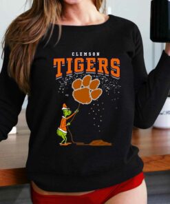 Clemson Tiger Christmas Football Unisex T-shirt Clemson Tiger Christmas Football Unisex T-shirt
