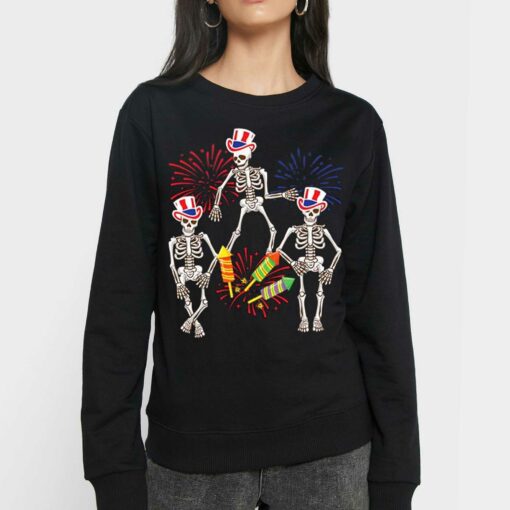 Dancing Skeleton 4th Of July American Flag Skellies T-shirt