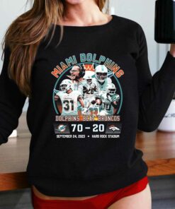 Dolphins Beat Broncos T-shirt Dolphins Beat Broncos T-shirt