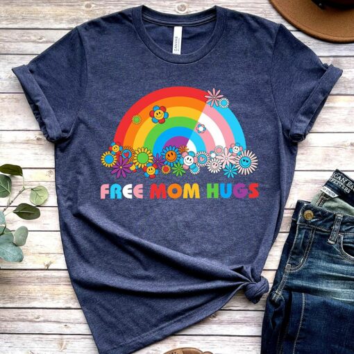 Free Mom Hugs T-shirt Proud Mom Apparel Rainbow Gay Pride