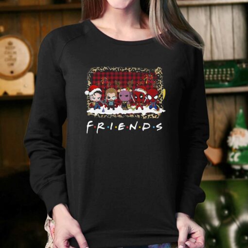 Friends Christmas Unisex T-shirt