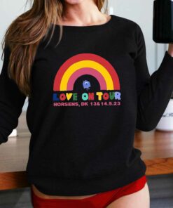Harry Styles Italia Rainbow Love On Tour Horsens Dk 1314523 Shirt Harry Styles Italia Rainbow Love On Tour Horsens Dk 1314523 Shirt