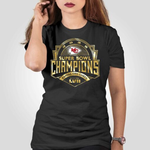 Kansas City Chiefs Majestic Threads Super Bowl Lvii Champions Luxe Foil T-shirt