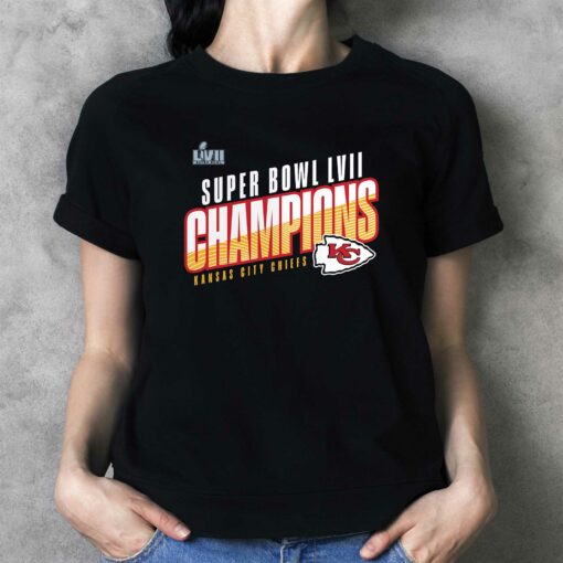 Kansas City Chiefs Super Bowl Lvii Champions Victory Formation T-shirt