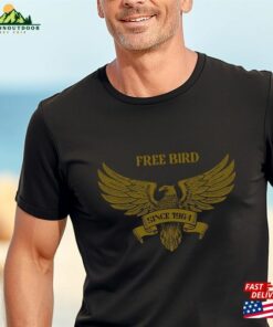 1964 Birth Free Bird T-Shirt Sweatshirt 1964 Birth Free Bird T-Shirt Sweatshirt