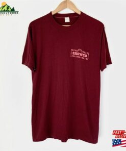 1982 Showco Linda Ronstadt Vintage Tour Band Concert Tee Shirt T-Shirt Classic 1982 Showco Linda Ronstadt Vintage Tour Band Concert Tee Shirt T-Shirt Classic