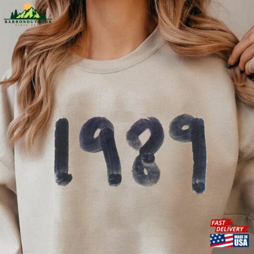 1989 Music Album Sweatshirt 2023 Vintage Concert Shirt Merch Inspired Tshirt Classic Unisex