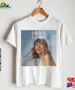 1989 Taylor's Version Photo T-Shirt Swift Music Eras Tour 2023 Sweatshirt Hoodie Unisex 2 1989 Taylors Version Photo T Shirt Swift Music Eras Tour 2023 Sweatshirt Hoodie Unisex 3