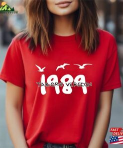 1989 Taylor’s Version Shirt Tylor Swift Taylor Swiftie Merch Hoodie Classic 1989 Taylor’s Version Shirt Tylor Swift Taylor Swiftie Merch Hoodie Classic