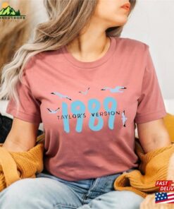 1989 Taylor's Version T-Shirt Album Vintage Sweatshirt Unisex 2 1989 Taylors Version T Shirt Album Vintage Sweatshirt Unisex 3