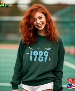1989 Taylor's Version T-Shirt Album Vintage Sweatshirt Unisex 3 1989 Taylors Version T Shirt Album Vintage Sweatshirt Unisex 4