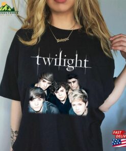 90S Twilight One Directionz T-Shirt Vintage Pop Band Tee For Fans Direction Shirt Sweatshirt 90S Twilight One Directionz T-Shirt Vintage Pop Band Tee For Fans Direction Shirt Sweatshirt