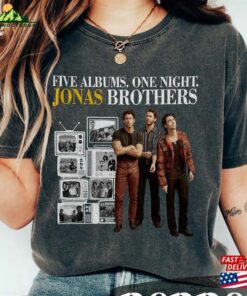 90S Vintage Jonas Brother Band Shirt Brothers Five Albums One Night Tour The Tee T-Shirt Unisex 2 90S Vintage Jonas Brother Band Shirt Brothers Five Albums One Night Tour The Tee T Shirt Unisex 3