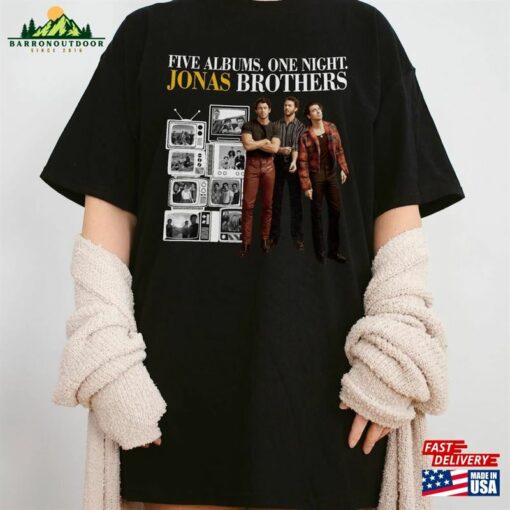 90S Vintage Jonas Brother Band Shirt Brothers Five Albums One Night Tour The Tee T-Shirt Unisex