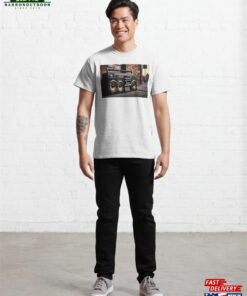 A Vintage Boombox Classic T Shirt Unisex 3