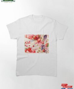 Abstract Strawberry Cake Classic T-Shirt Unisex
