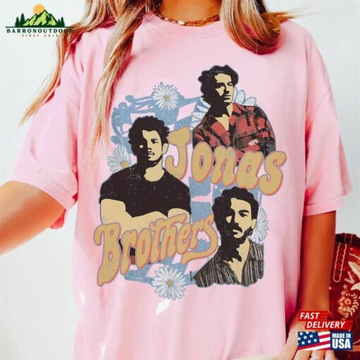 Aesthetic Jonas Brothers T-Shirt Graphic Tee Nick Joe Kevin Shirt Unisex Classic