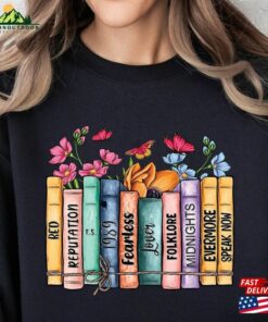 Albums As Books Sweatshirt Trendy Aesthetic For Book Lovers Shirt Taylor Folk Music Unisex T-Shirt
