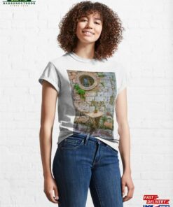 Alfresco Dining In Old Chania Crete Classic T-Shirt Unisex