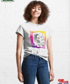 Alice In Wonderland The Long Neck (Original Drawing By Acci) Classic T-Shirt Unisex