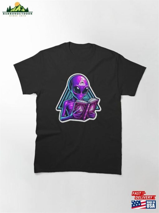 Alien Of The Secret Society Classic T-Shirt