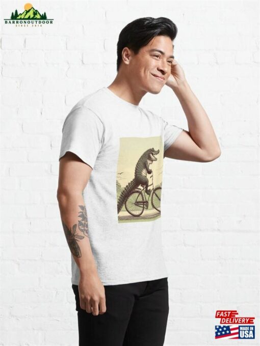 Alligator On A Bike Classic T-Shirt Sweatshirt