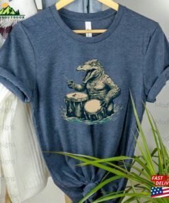 Alligator Playing Drums Tshirt Trendy Tee Funny Gift Classic T-Shirt 3 Alligator Playing Drums Tshirt Trendy Tee Funny Gift Classic T Shirt 4