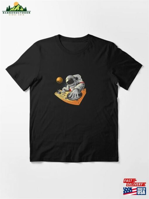 An Astronaut Playing Music T-Shirt Sweatshirt Hoodie