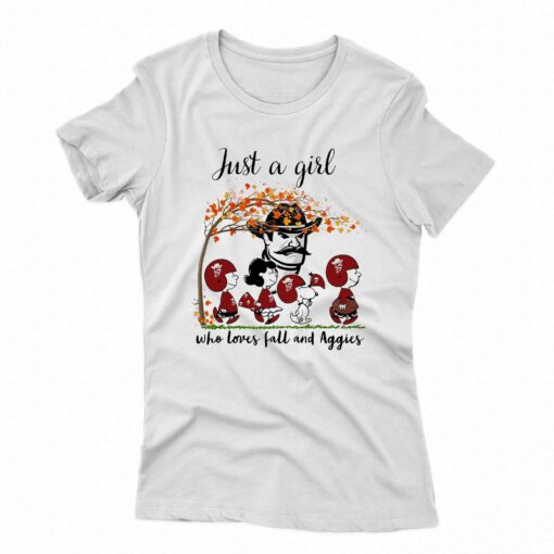 Just A Woman Who Loves Fall And Aggies Peanuts Cartoon T-shirt