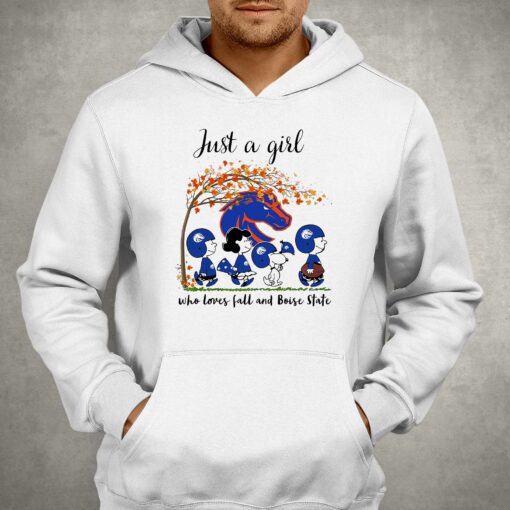 Just A Woman Who Loves Fall And Boise State Broncoss Peanuts Cartoon T-shirt