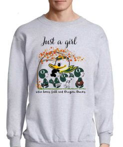 Just A Woman Who Loves Fall And Oregon Ducks Peanuts Cartoon T shirt 4