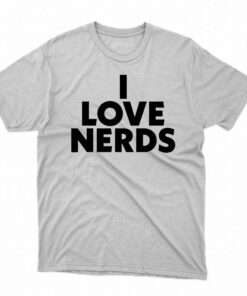 Kim Kardashian Wears I Love Nerds T-shirt Kim Kardashian Wears I Love Nerds T-shirt