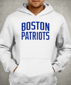 Official Devin Mccourty Wears Boston Patriots Crewneck Sweatshirt 3