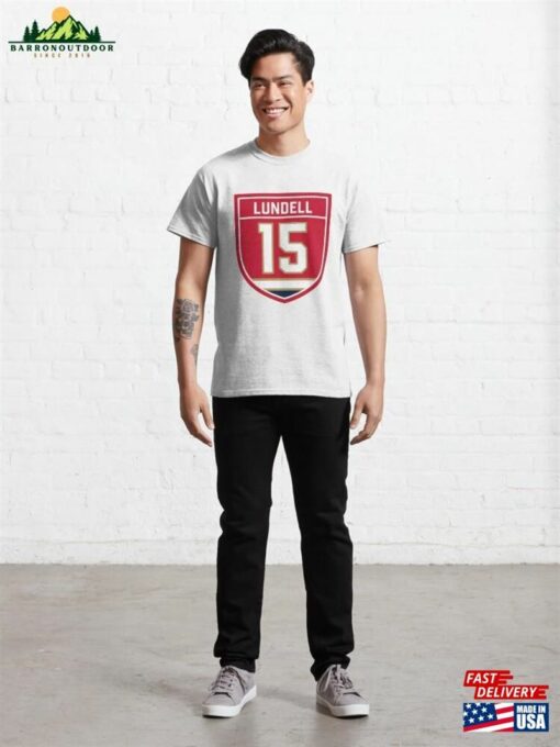 Anton Lundell #15 Emblem Classic T-Shirt Sweatshirt