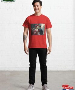 At First Sight Classic T-Shirt Sweatshirt