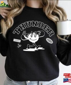 Ateez Thunder Break The Wall Tour Merch Shirt Kpop 2023 World Sweatshirt Unisex Hoodie Ateez Thunder Break The Wall Tour Merch Shirt Kpop 2023 World Sweatshirt Unisex Hoodie