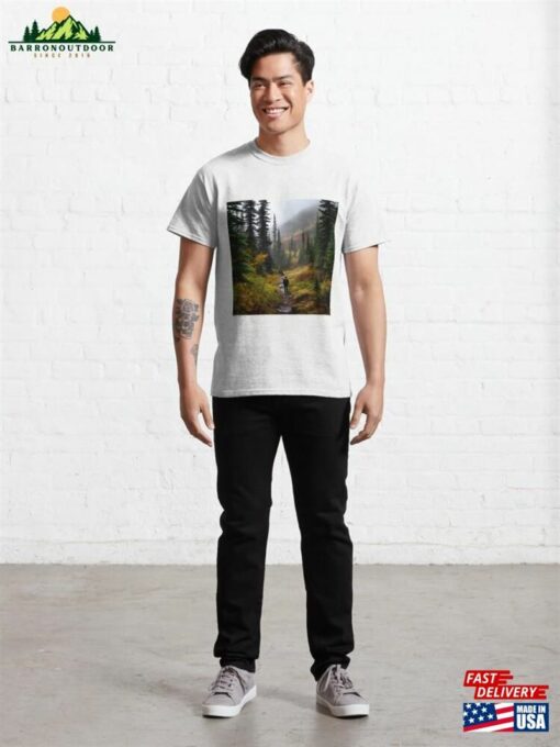 Autumn Solitude In The Mountains Classic T-Shirt Unisex Sweatshirt